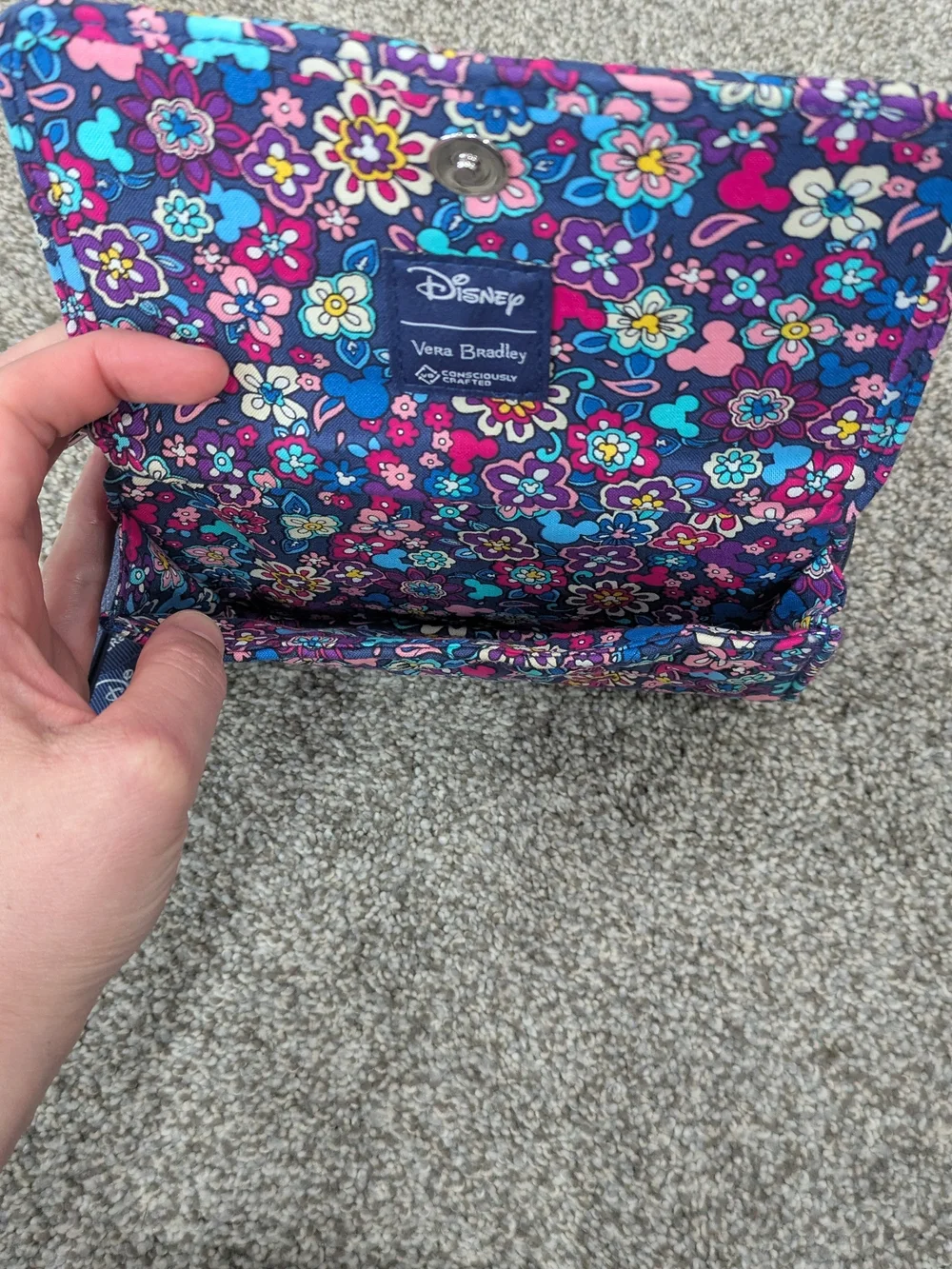 Vera Bradley Disney Mickey Wallet Wristlet Double Zip Phone Pocket - Picture 5 of 16